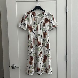 Violin dress